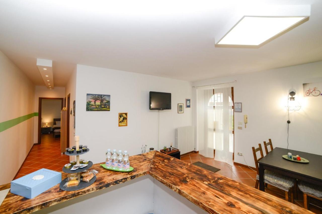 Loft Free Parking Agli Ulivi Moderno E Spazioso Peschiera del Garda Extérieur photo